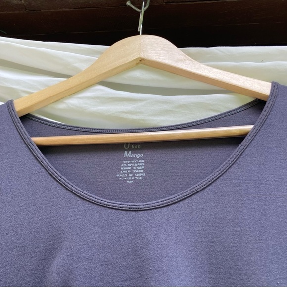 Thrill Seekers Mexican black pullover, size small - Picture 5 of 15